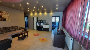 Spacious, modern condo in new villa - sleeps 6